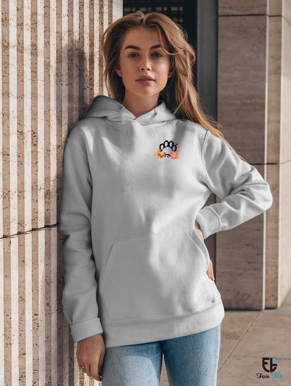 hoodie-girl-model3-funtee.png