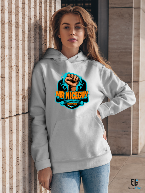 hoodie-girl-model3-funtee.png