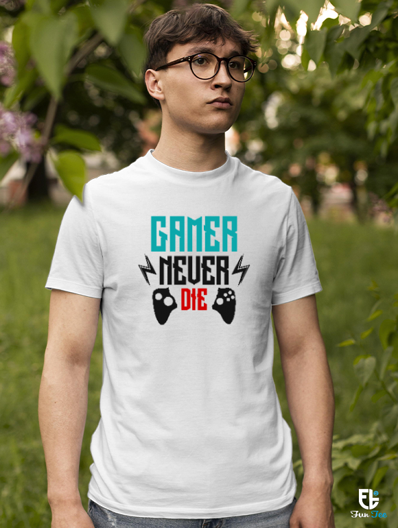 tshirt-model4-funtee.png